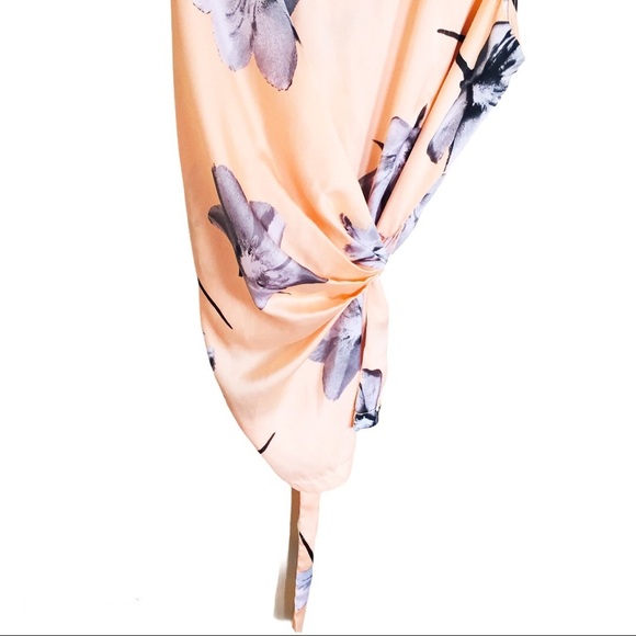 SUZY SHIER Floral Wrap Sleeveless Blouse With Tie Waist Detail Peach Orange XS - Picture 8 of 11
